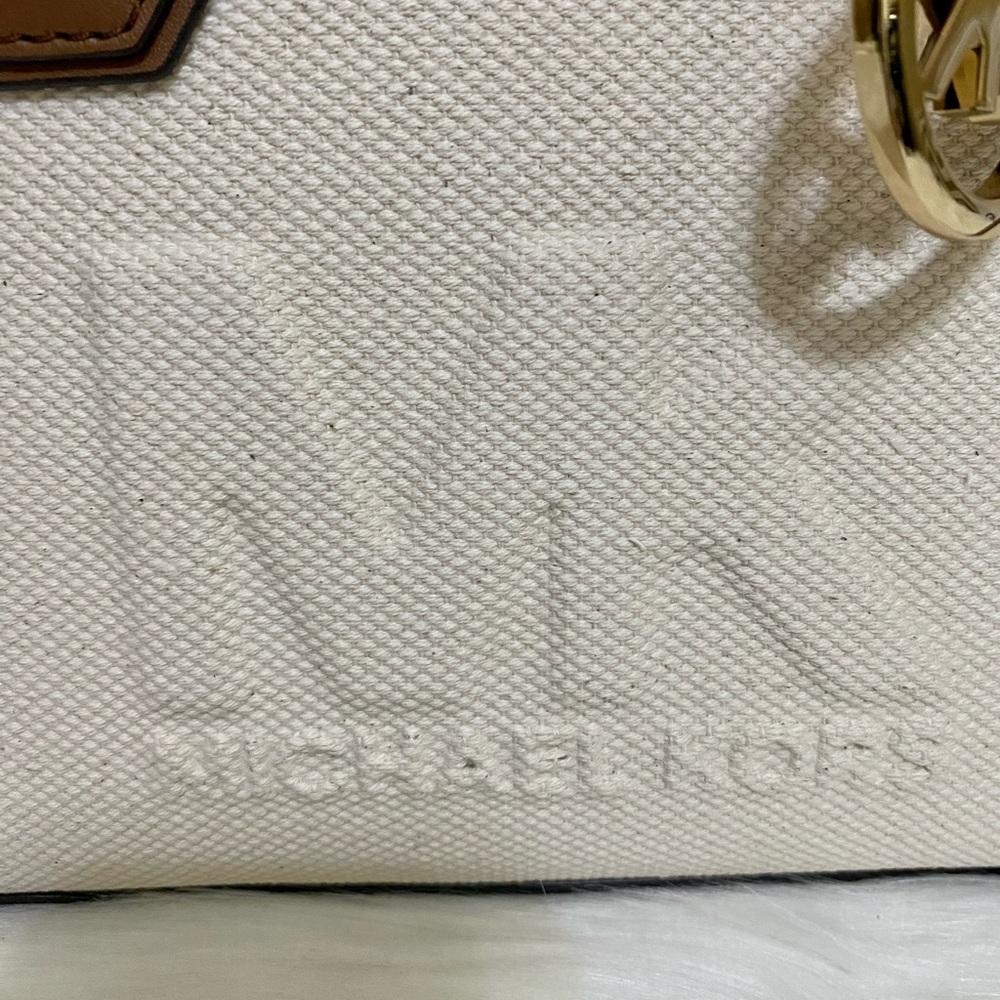 Michael Kors Small Satchel Handbag Brown and Linen Cream NWT - Picture 3 of 10